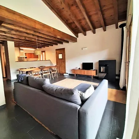 Casa Con Impresionantes Vistas En * Martinet